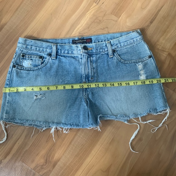 Extreme Denim Micro Mini: American Eagle - Picture 9 of 12
